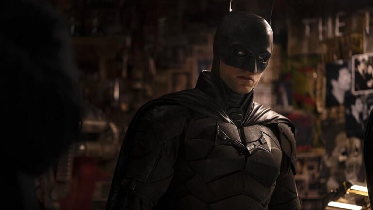 Robert Pattinson como Batman no filme The Batman (2022)