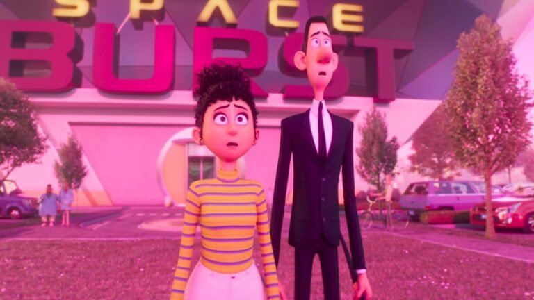 Fran e Joe em cena de Not Alone, personagens dublados por Selena Gomez e Timothée Chalamet.