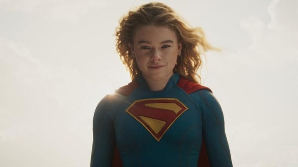 Supergirl em imagem divulgada para o filme da DC