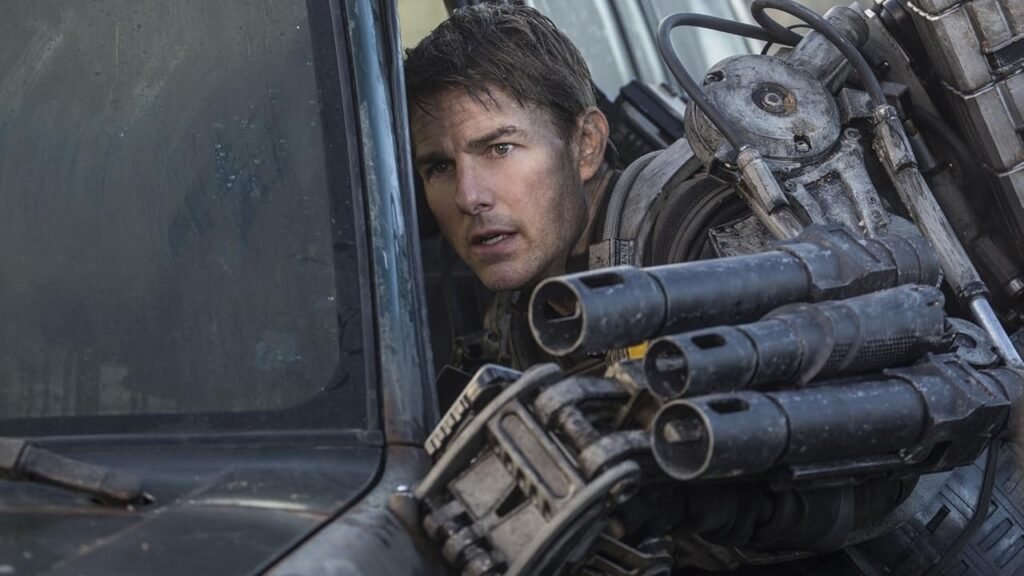 Tom Cruise como William Cage em cena de No Limite do Amanhã