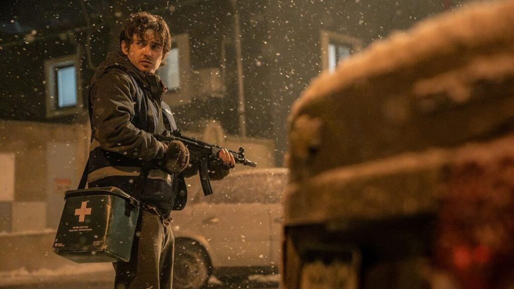 Resident Evil quebra recorde da franquia com estreia de US$ 60 milhões 1 Austin Abrams em Resident Evil